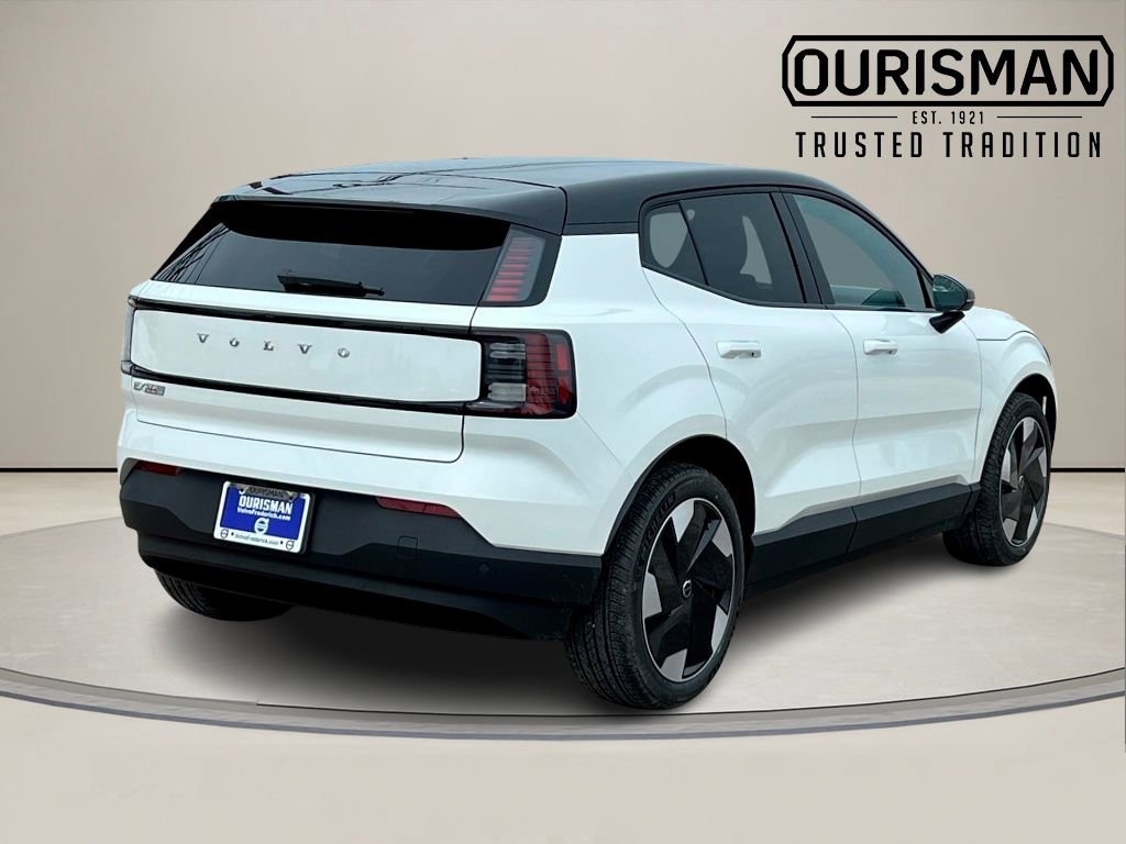 New 2026 Volvo EX30 Plus w/ Climate Package image 3