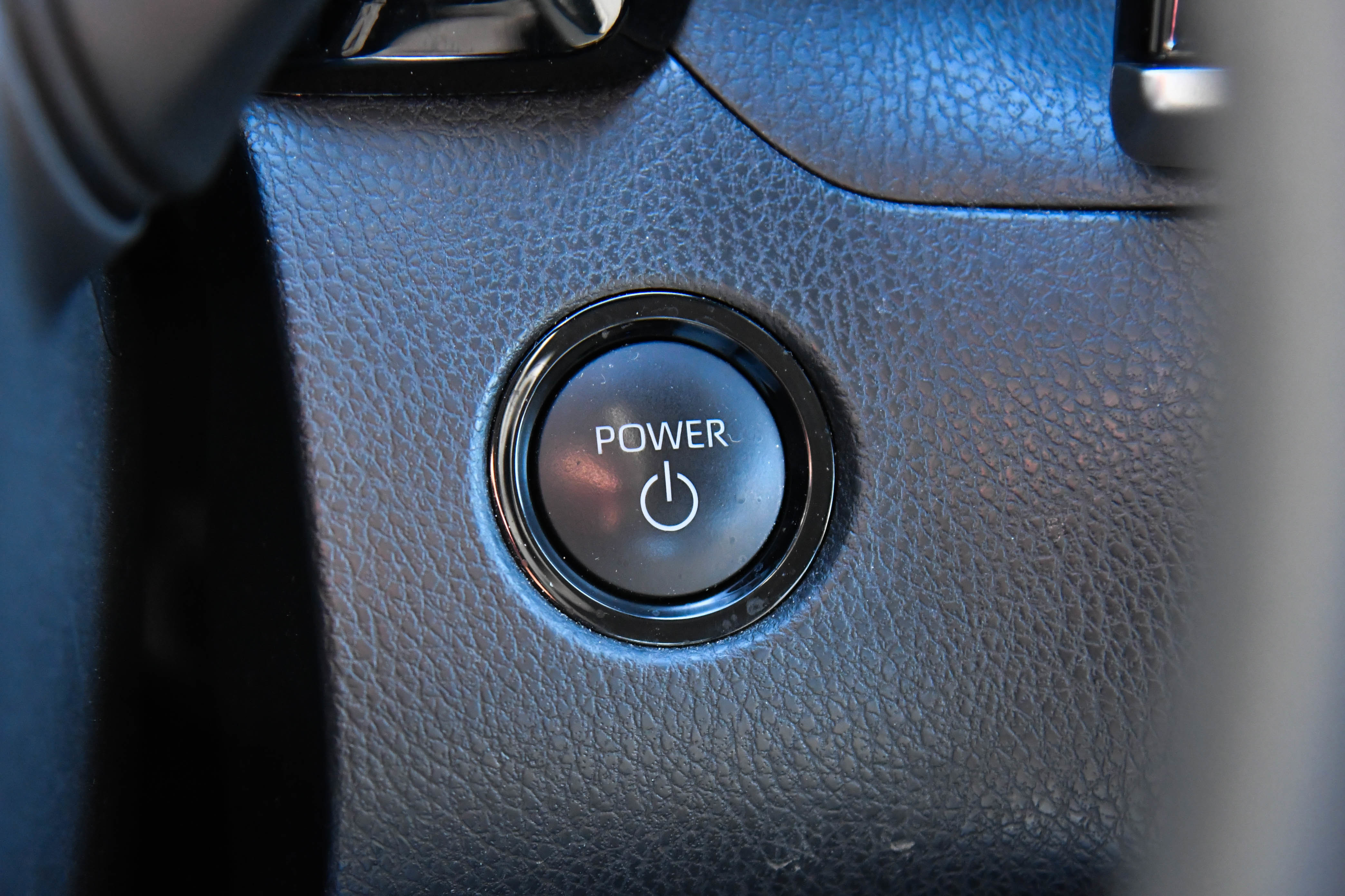 Used 2025 Toyota Camry LE image 29