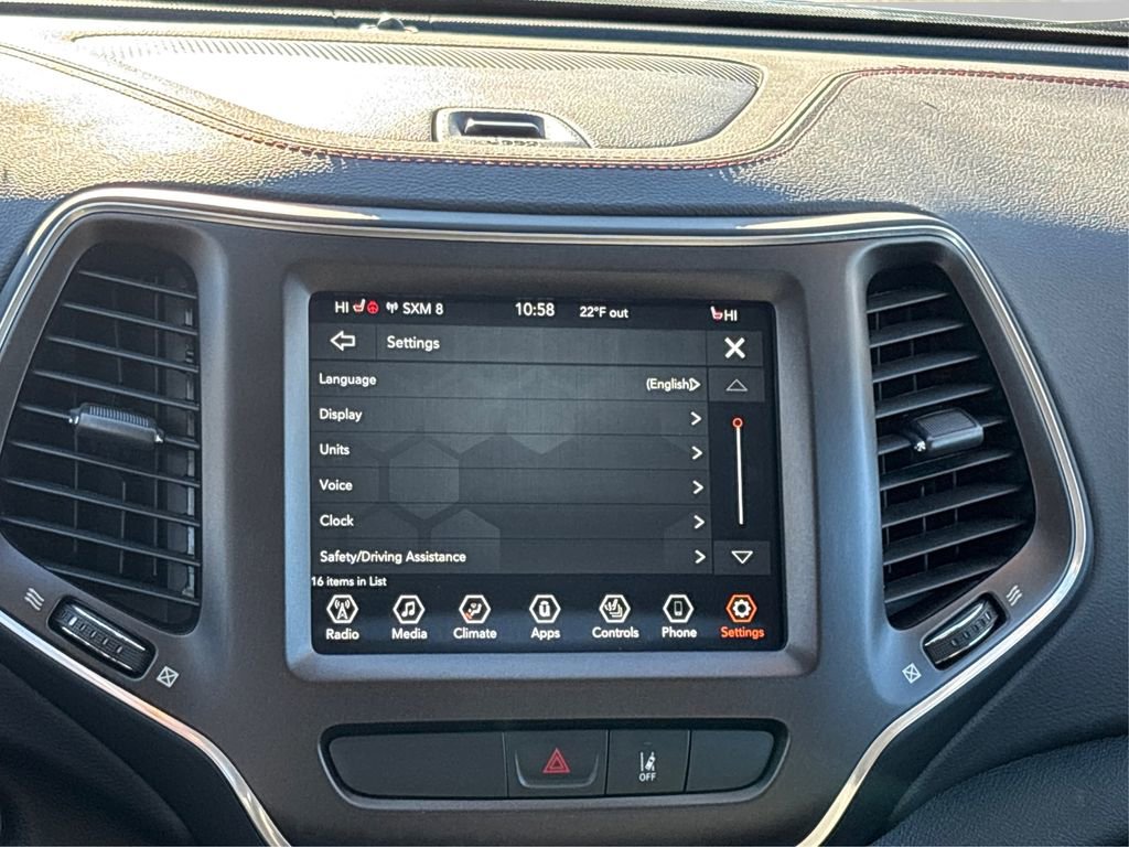 Used 2022 Jeep Cherokee Trailhawk w/ Premium Leather Package image 20