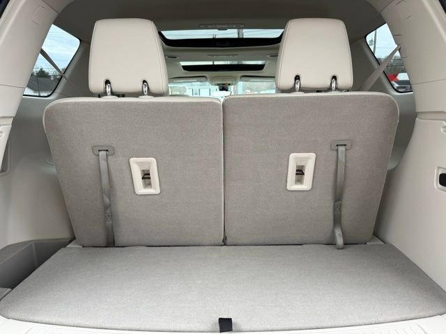 Used 2023 GMC Acadia Denali w/ Denali Ultimate Package image 13