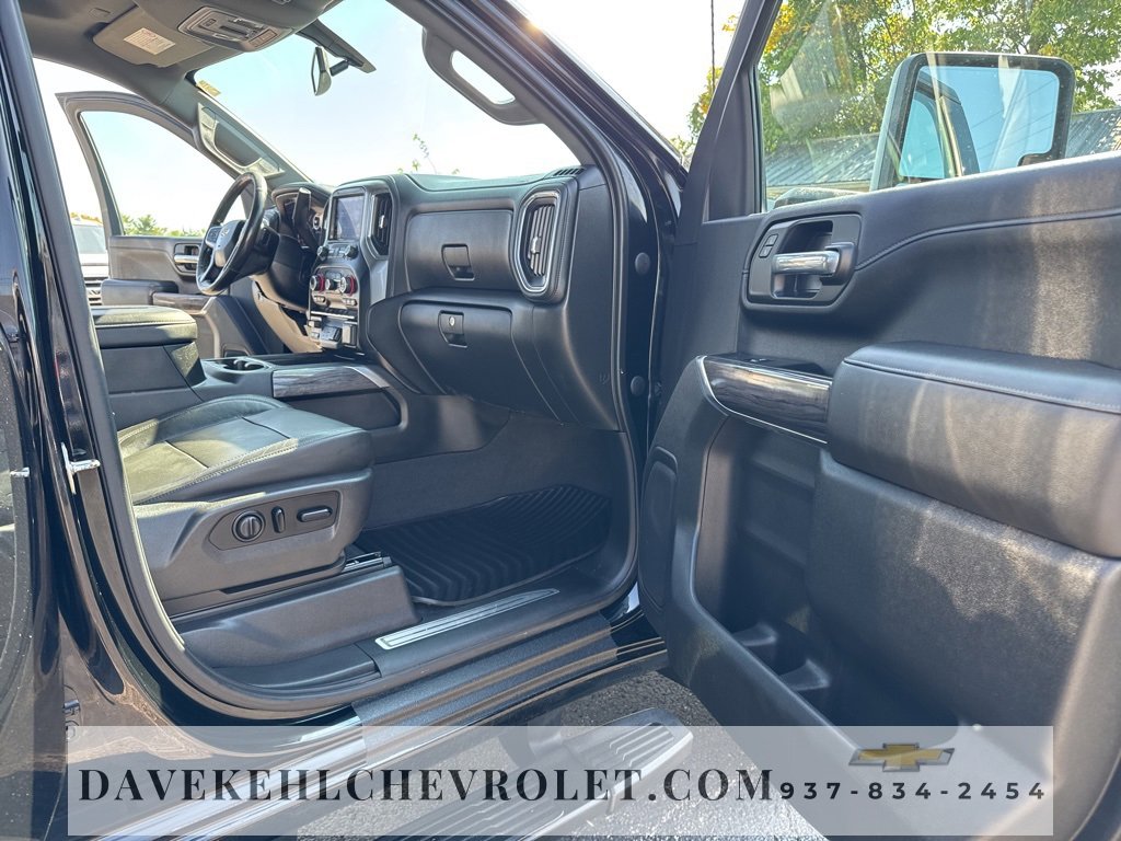 Used 2020 Chevrolet Silverado 2500 LTZ w/ LTZ Convenience Package image 26