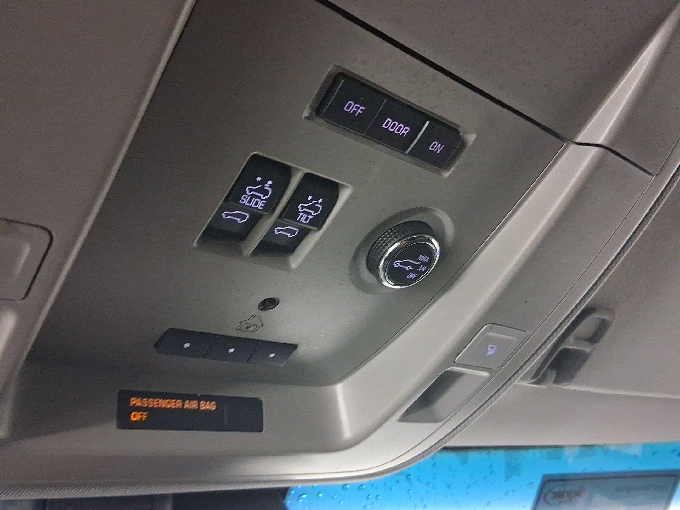 Used 2017 Chevrolet Tahoe LT image 16