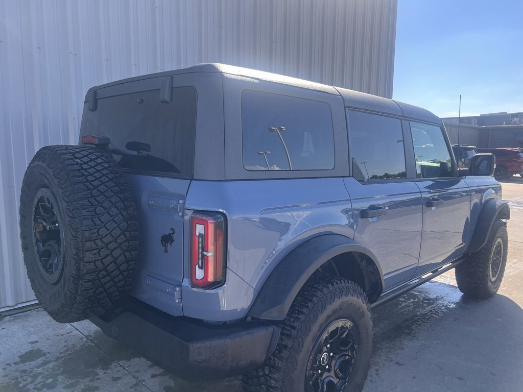 Used 2024 Ford Bronco Wildtrak image 11