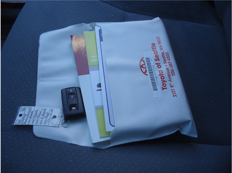 Used 2008 Toyota Prius w/ Pkg 2 FWD image 23