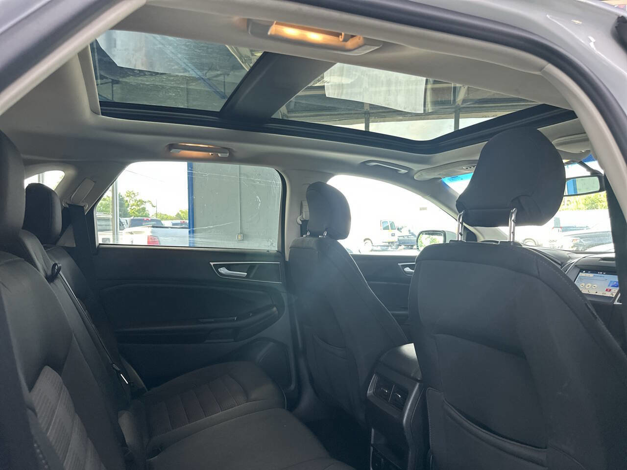 Used 2016 Ford Edge SEL w/ Canadian Touring Package AWD/4WD image 24