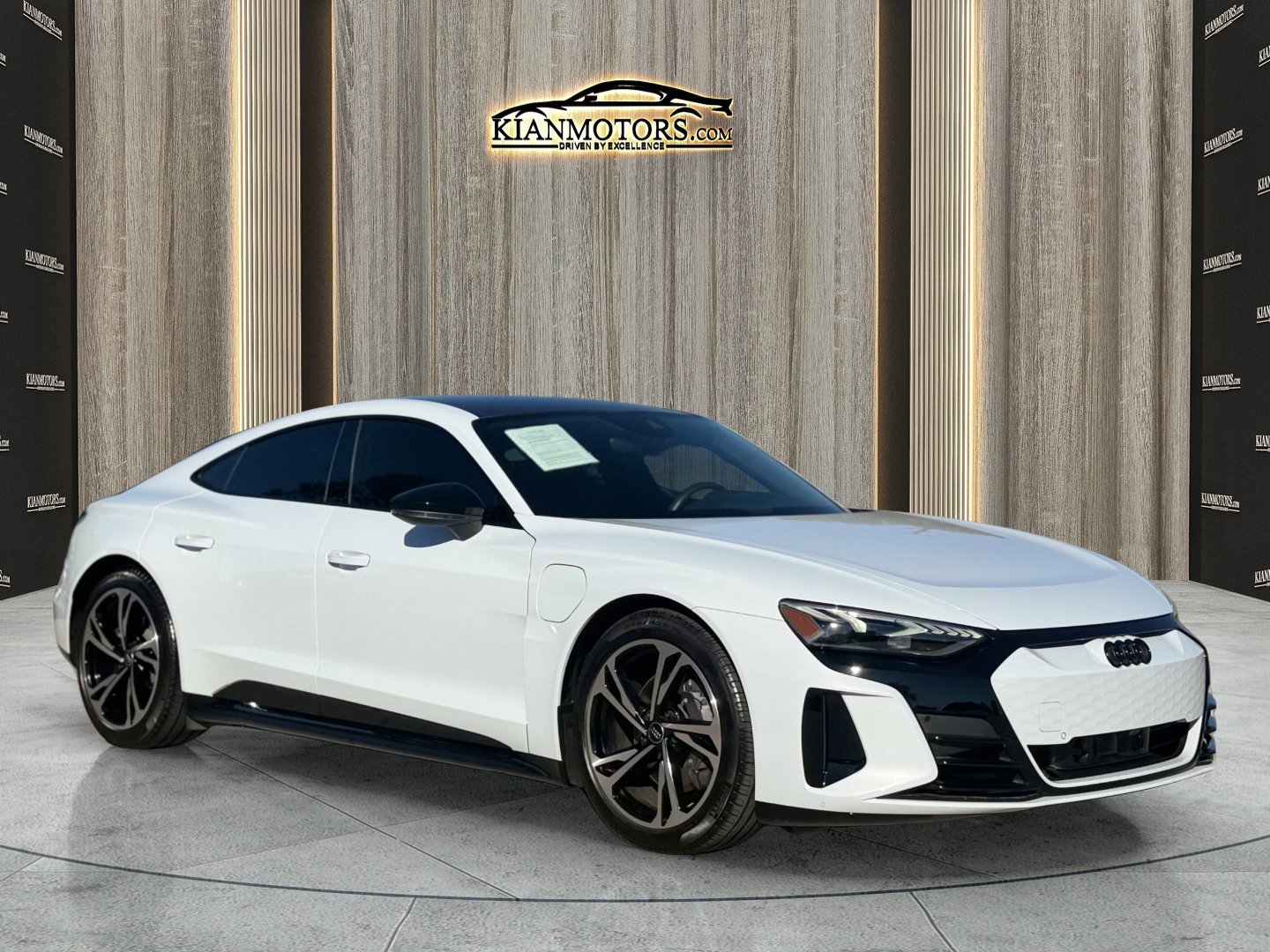 Used 2024 Audi e-tron GT Premium Plus w/ Performance Package