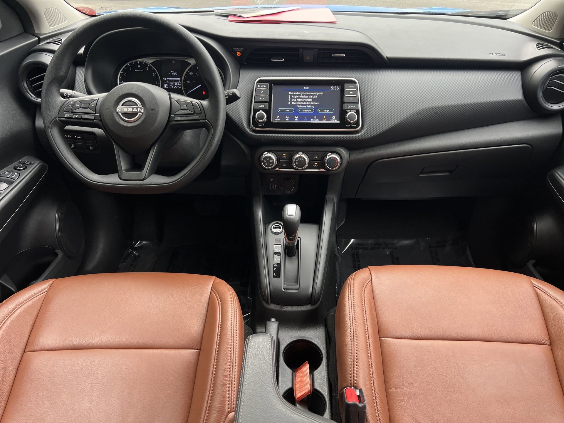 Certified 2025 Nissan Kicks Play S FWD image 2