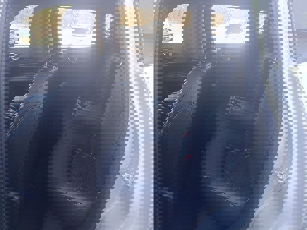 New 2026 Jeep Compass Latitude image 36