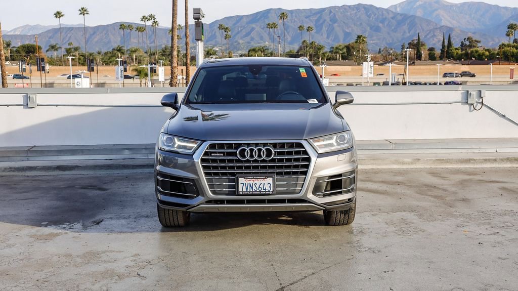 Used 2017 Audi Q7 3.0T Premium Plus image 3
