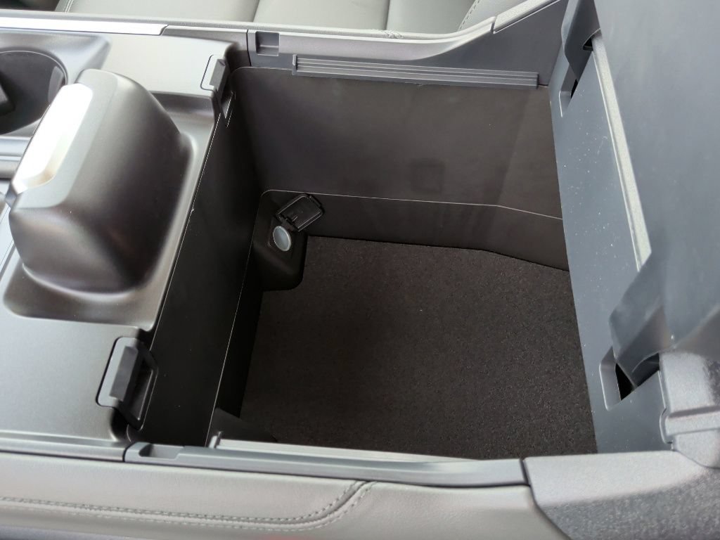 New 2026 Ford Expedition Active RWD image 33