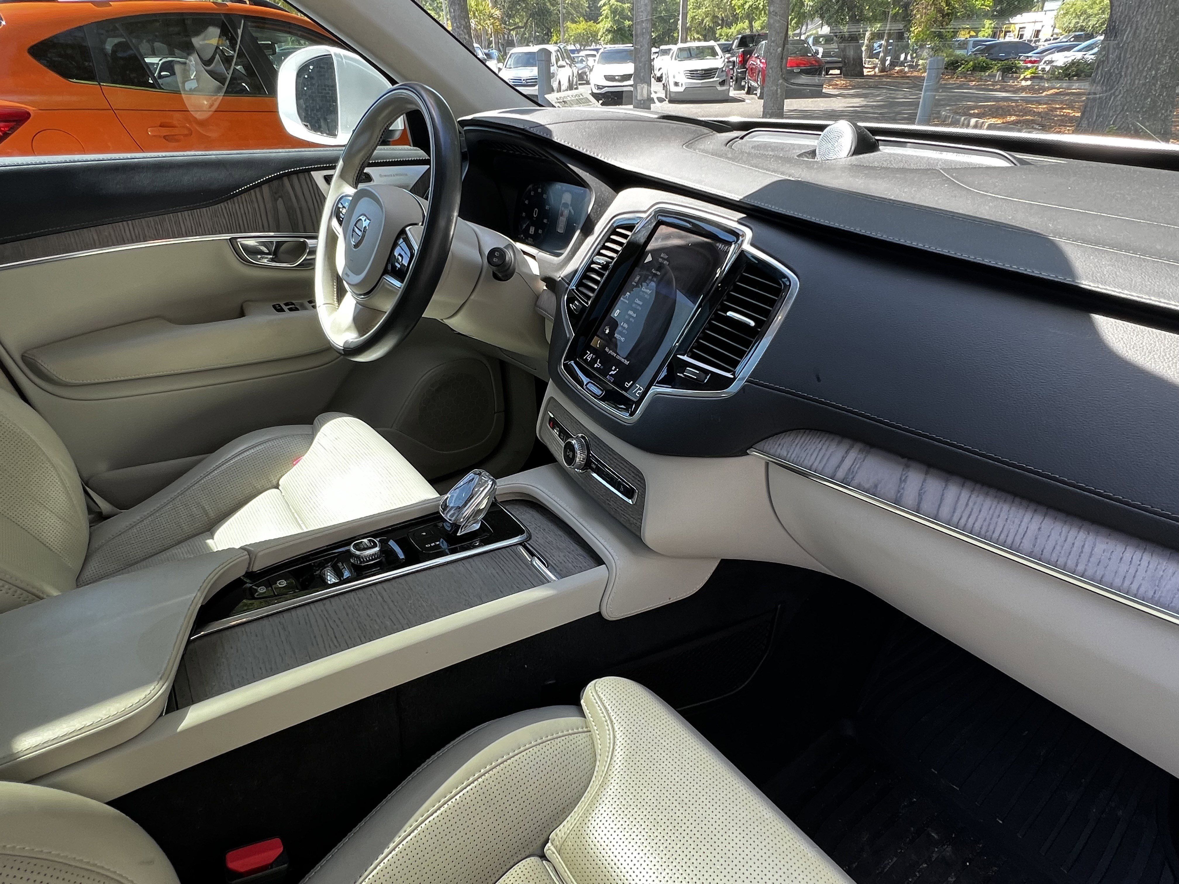 Used 2021 Volvo XC90 T8 Inscription w/ Protection Package AWD/4WD image 48