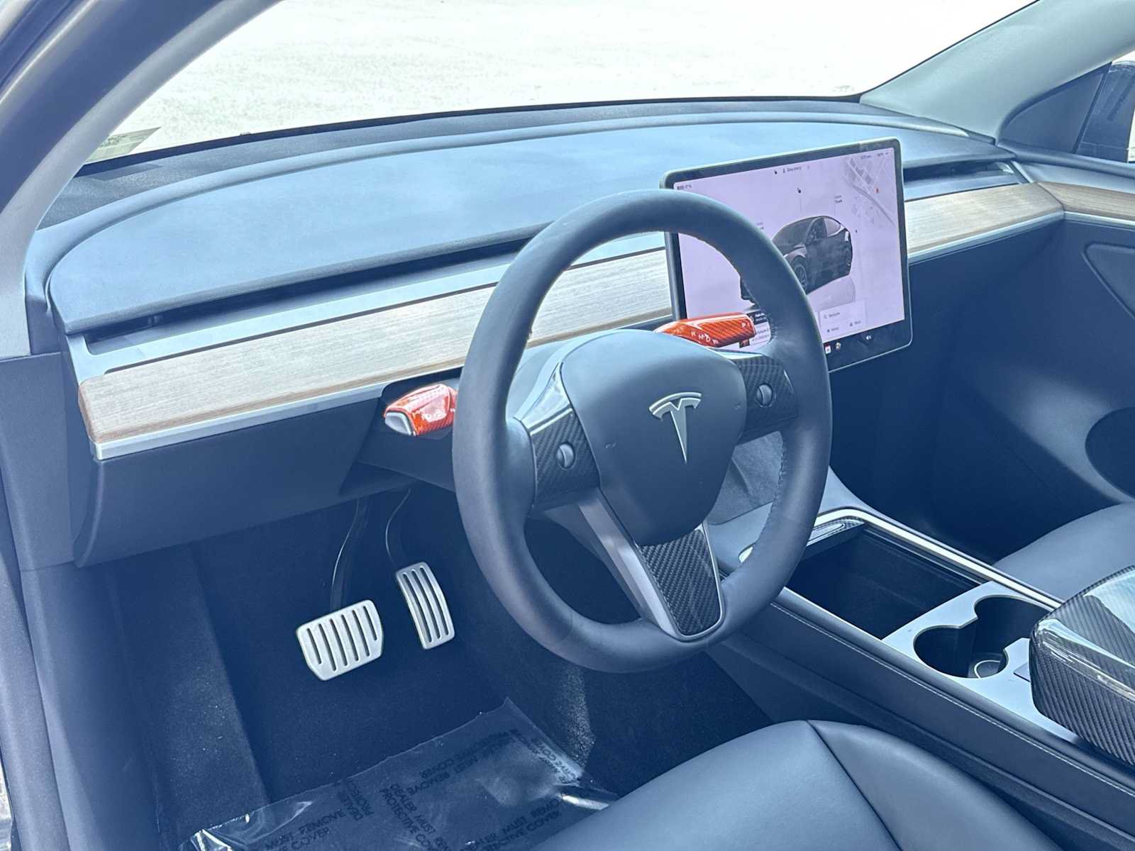 Used 2024 Tesla Model Y Performance AWD/4WD image 13