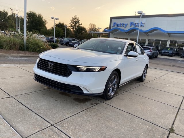 Used 2024 Honda Accord EX image 4