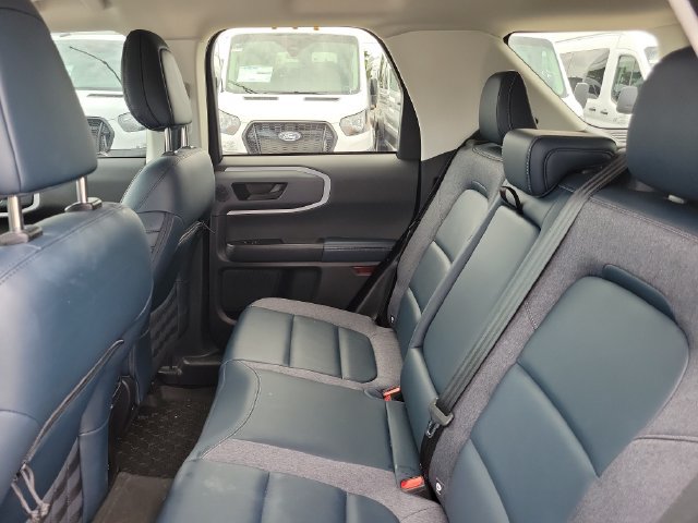 Used 2023 Ford Bronco Sport Outer Banks w/ Tech Package AWD/4WD image 8