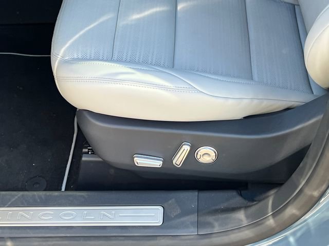 New 2026 Lincoln Nautilus Reserve AWD/4WD image 11