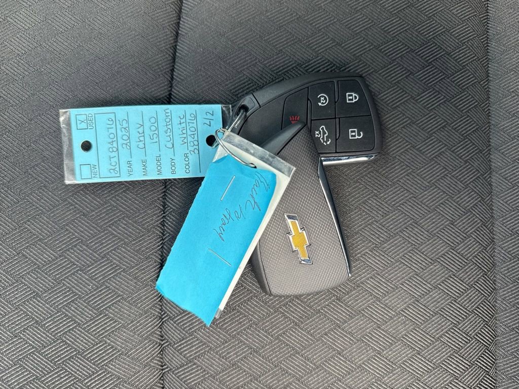 Used 2025 Chevrolet Silverado 1500 Custom w/ Turbomax Blackout Package image 36