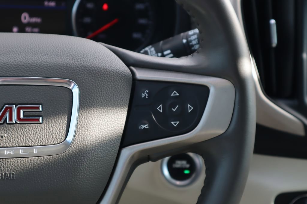 Used 2020 GMC Terrain Denali w/ Denali Premium Package image 12