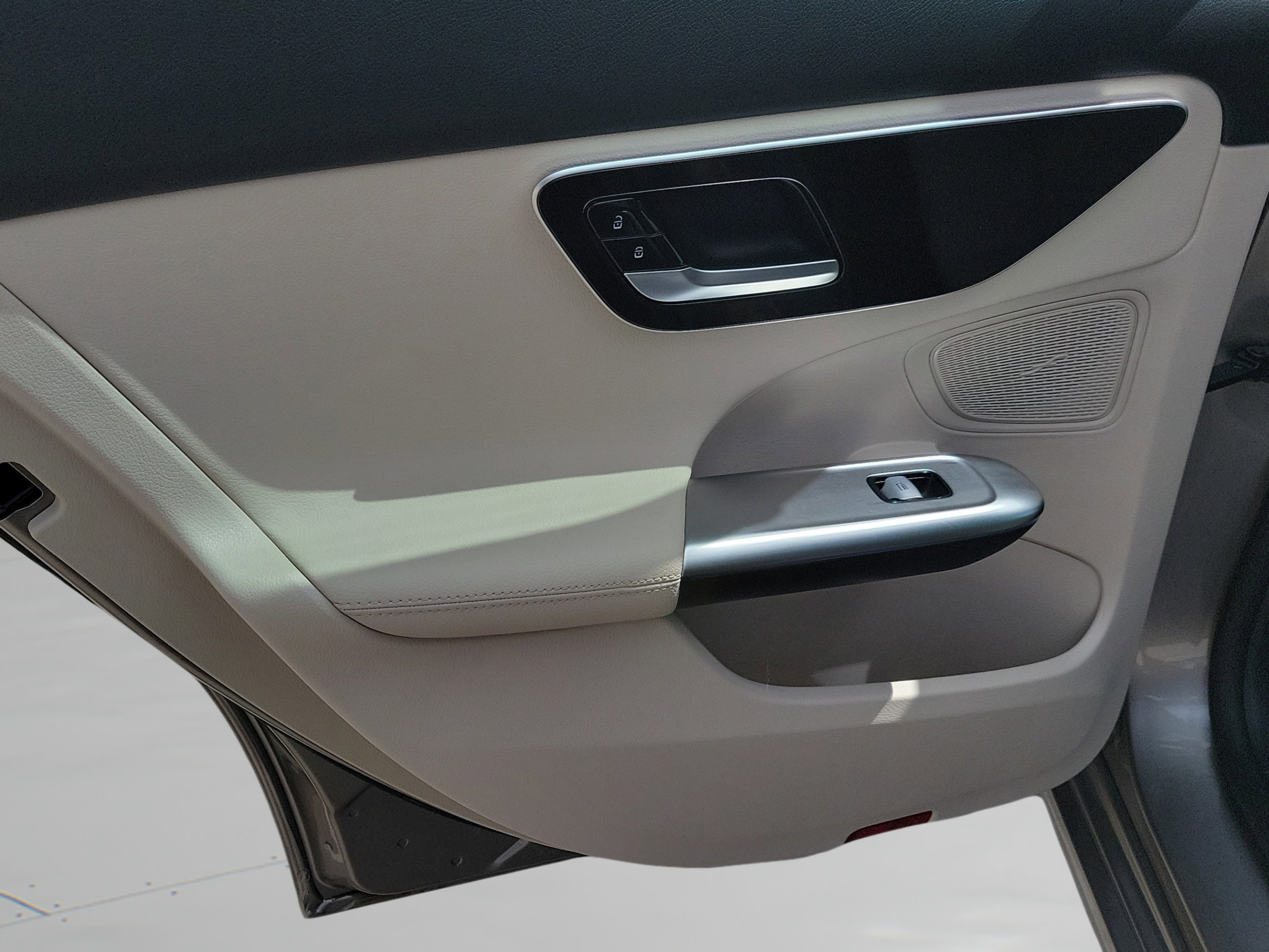 Certified 2023 Mercedes-Benz C 300 Sedan image 7