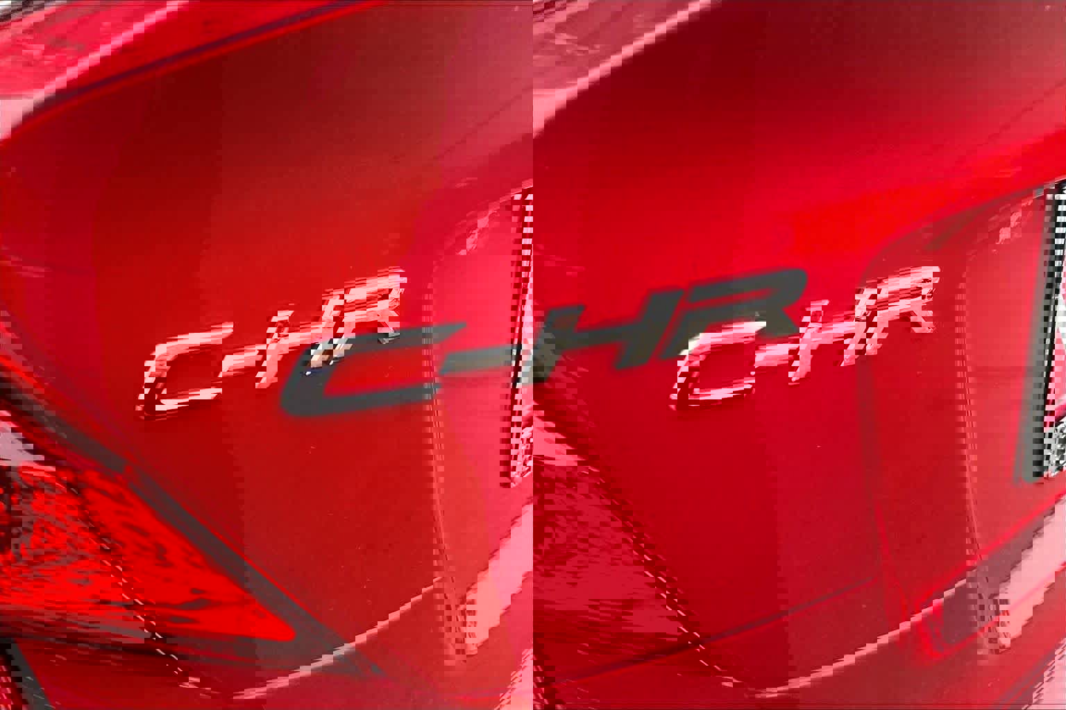 Used 2022 Toyota C-HR Limited image 11