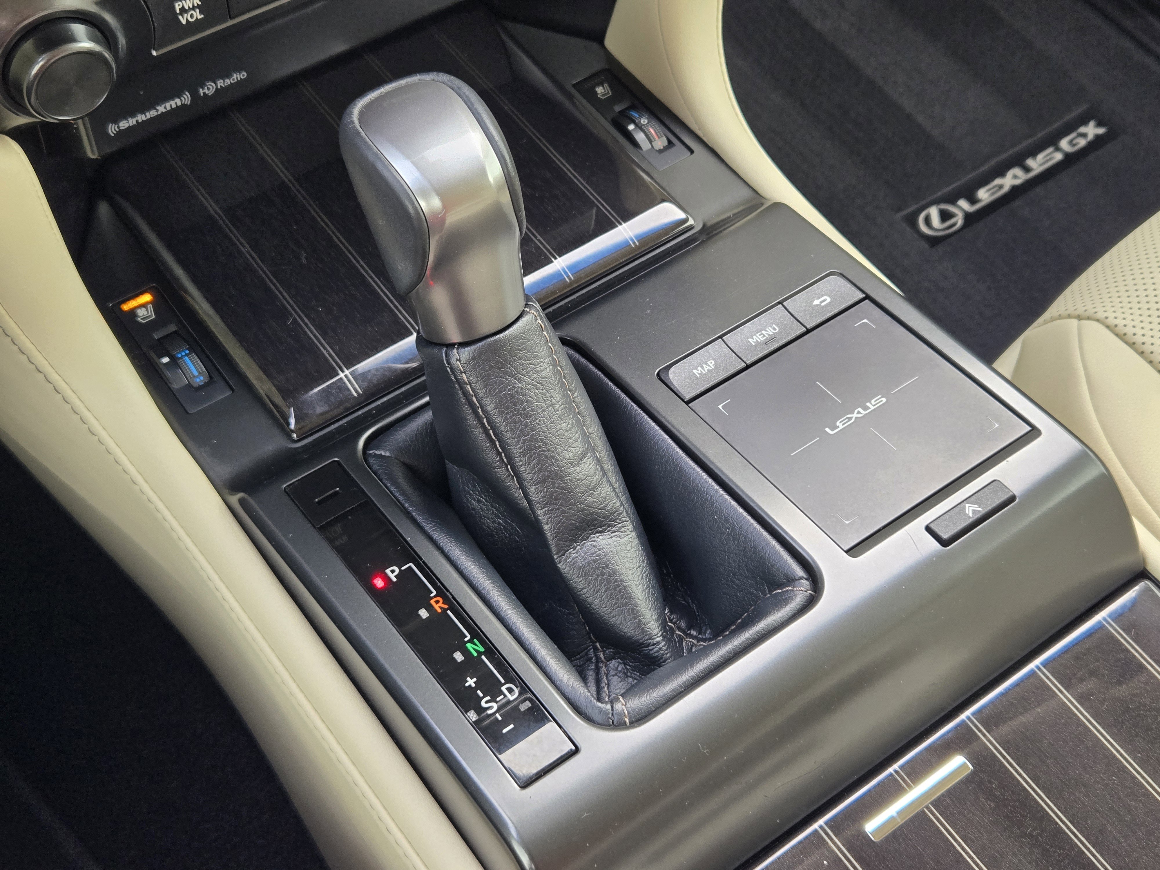 Used 2023 Lexus GX 460 Premium w/ Premium Package AWD/4WD image 28