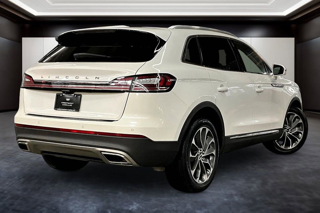 Used 2023 Lincoln Nautilus Reserve w/ Luxury Package AWD/4WD image 6