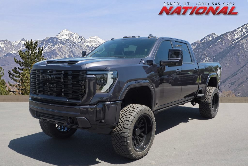 Used 2026 GMC Sierra 3500 Denali w/ Technology Package AWD/4WD image 1