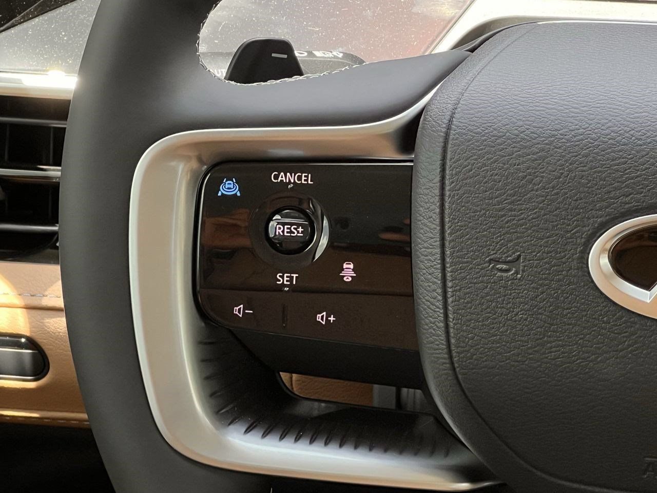 New 2027 INFINITI QX80 Luxe RWD image 12