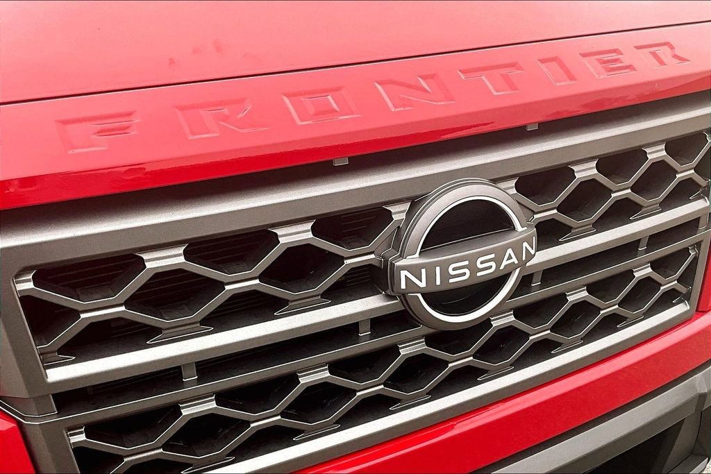 Used 2023 Nissan Frontier SV w/ SV Convenience Package image 32