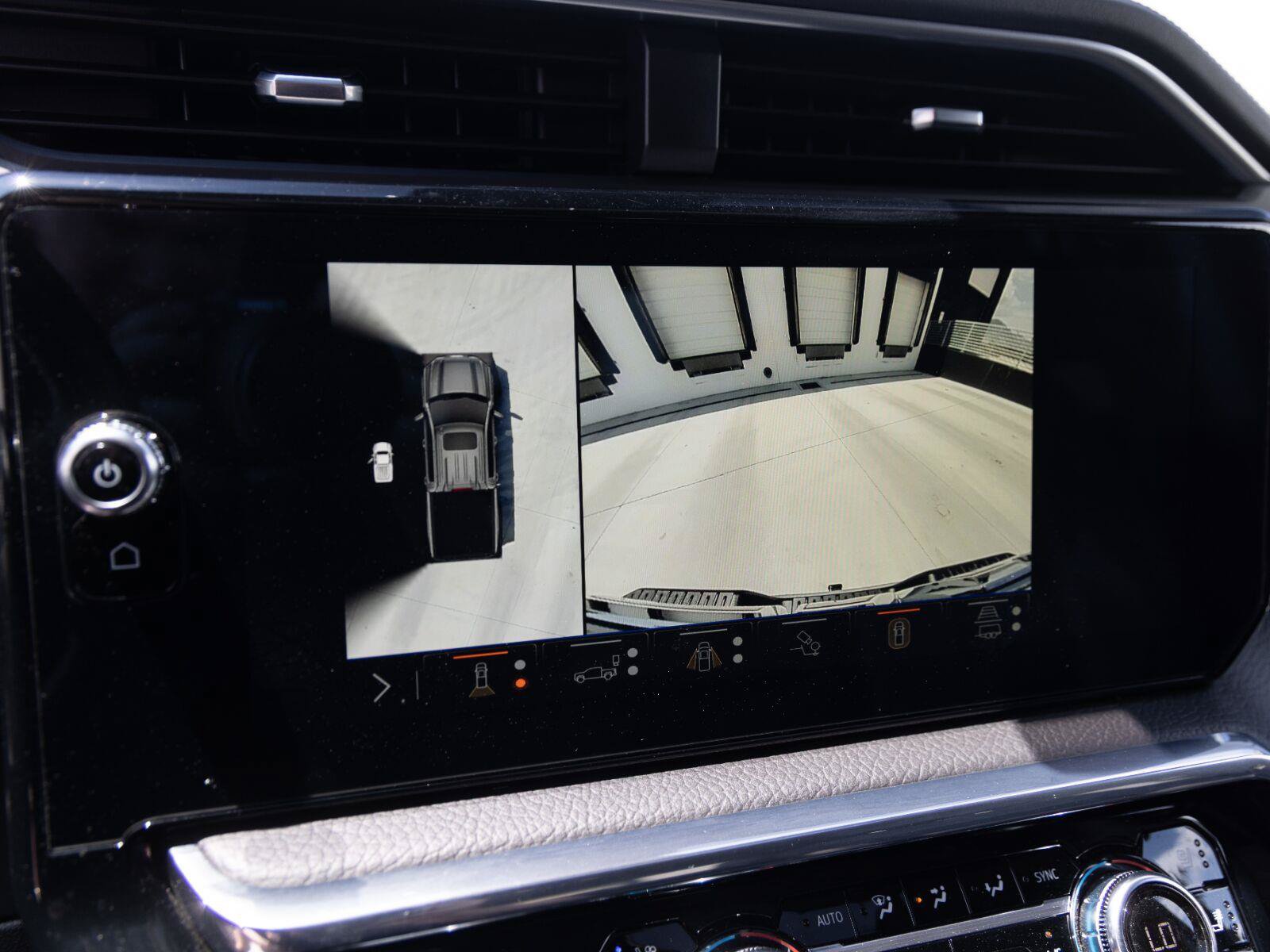 Used 2024 GMC Sierra 1500 Denali AWD/4WD image 27