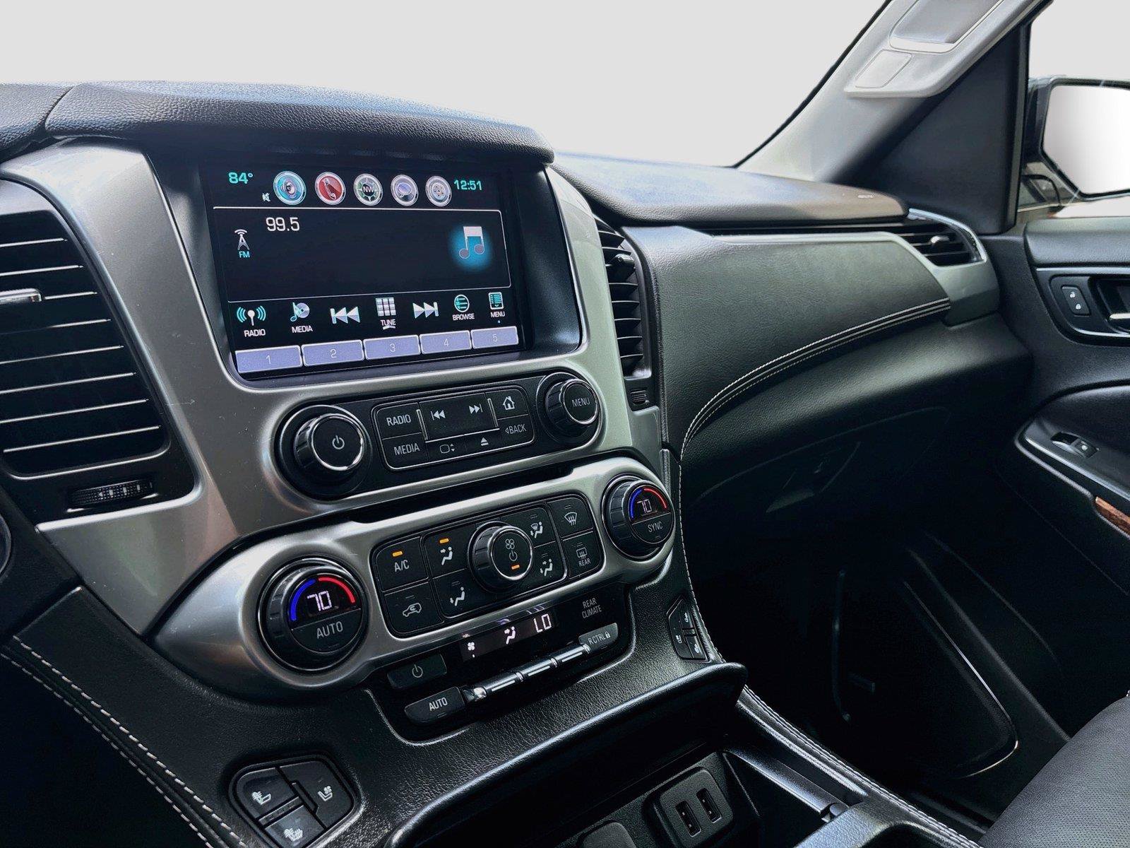 Used 2018 Chevrolet Tahoe Premier AWD/4WD image 19