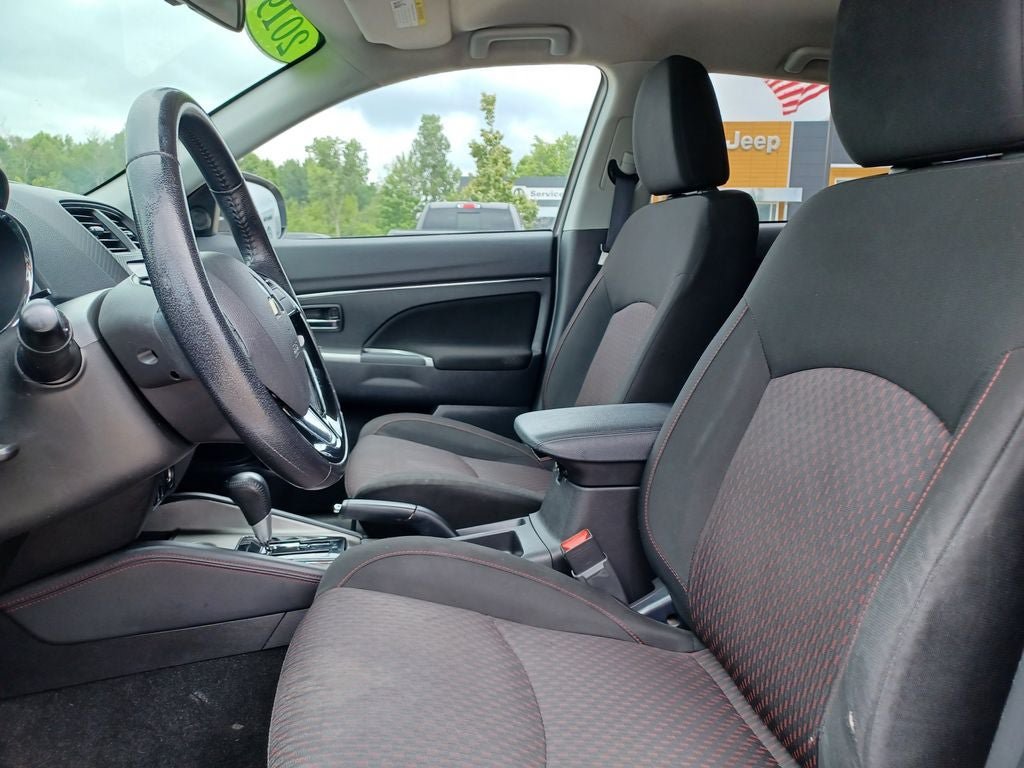 Used 2019 Mitsubishi Outlander Sport ES AWD/4WD image 5