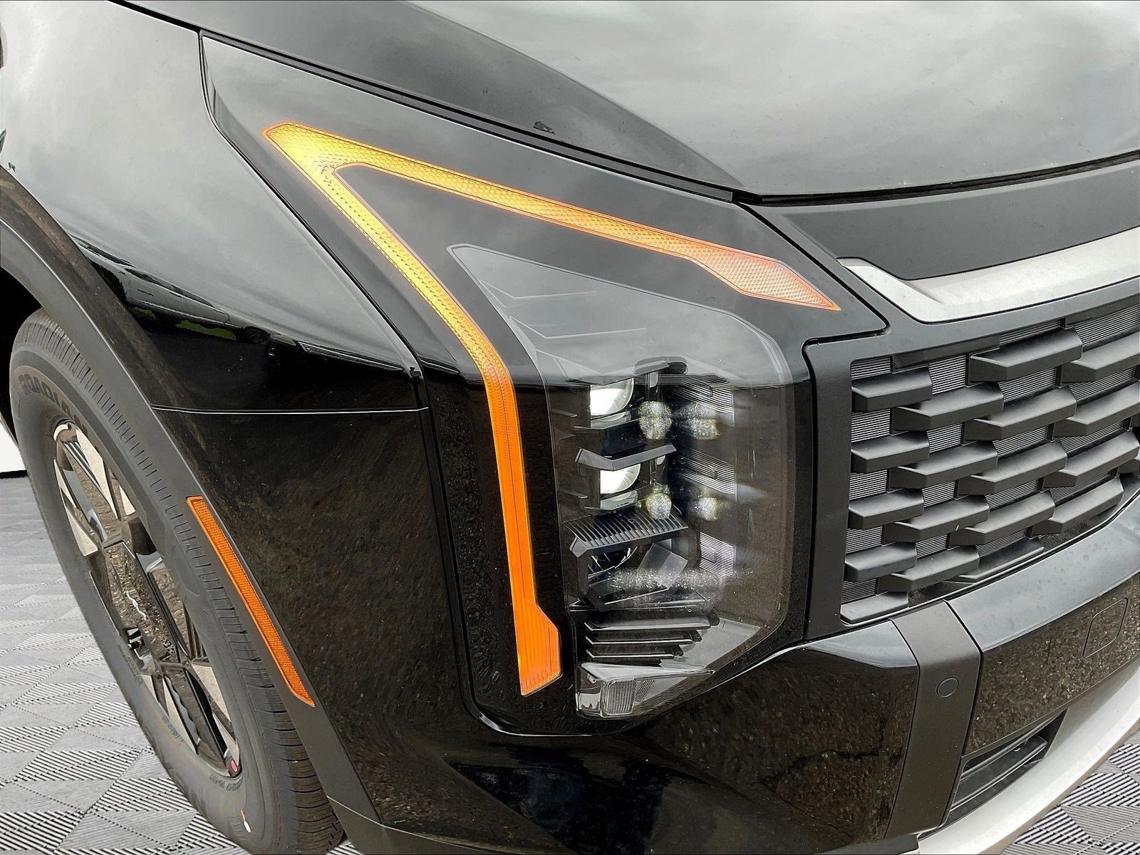 New 2027 Kia Sportage LX FWD image 8