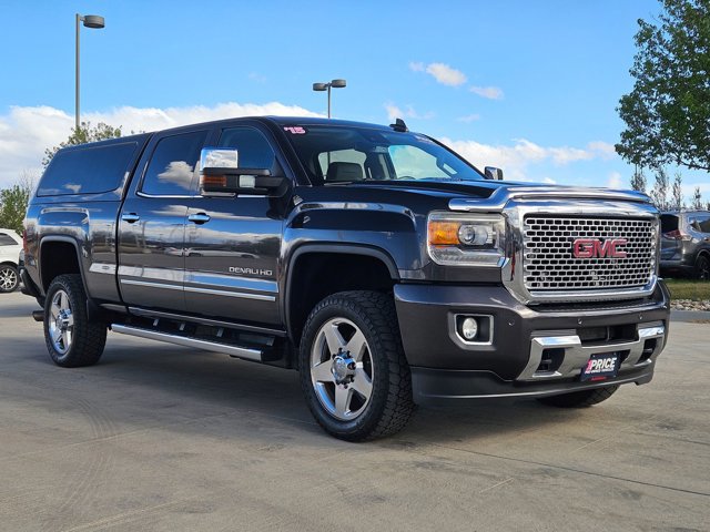 Used 2015 GMC Sierra 2500 Denali w/ Duramax Plus Package image 3
