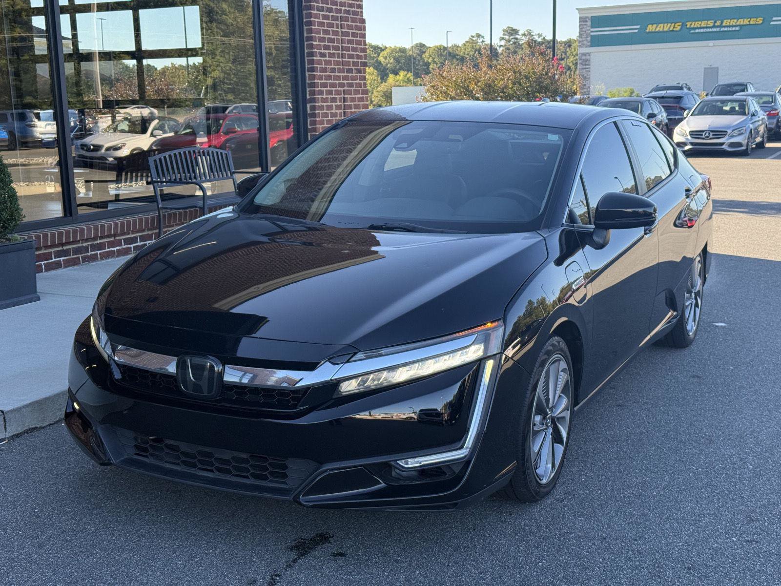 Used 2018 Honda Clarity Plug-In Hybrid image 1