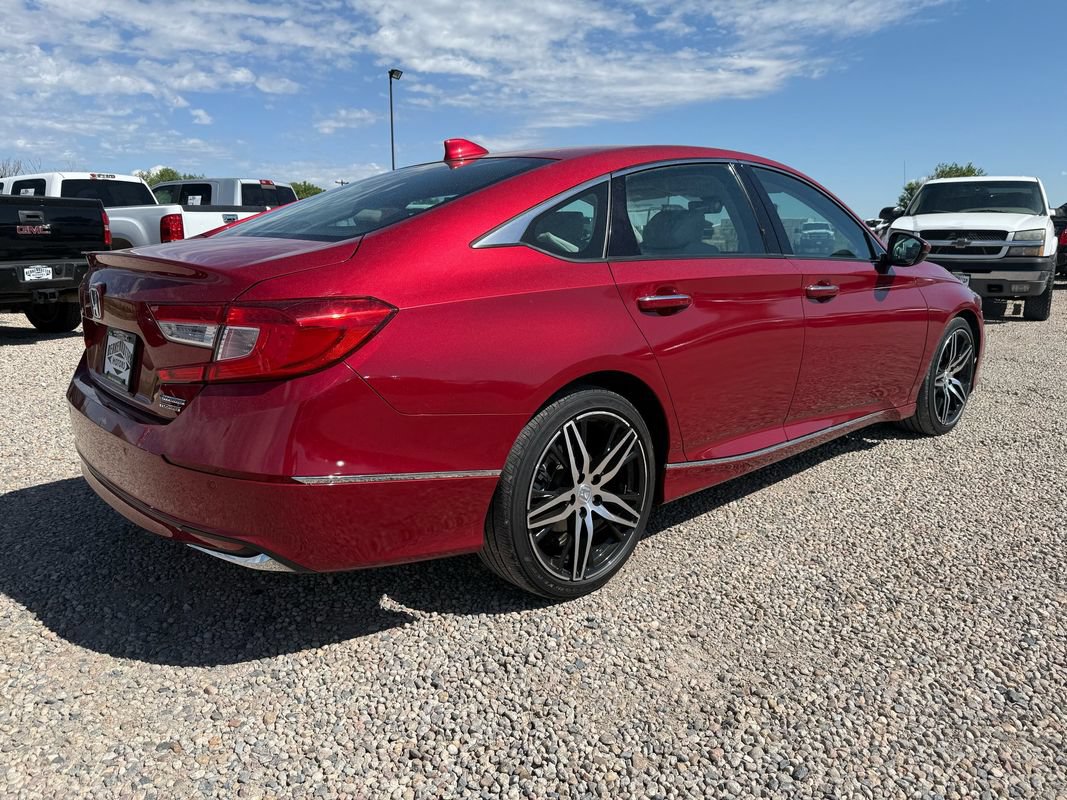 Used 2021 Honda Accord Touring image 11
