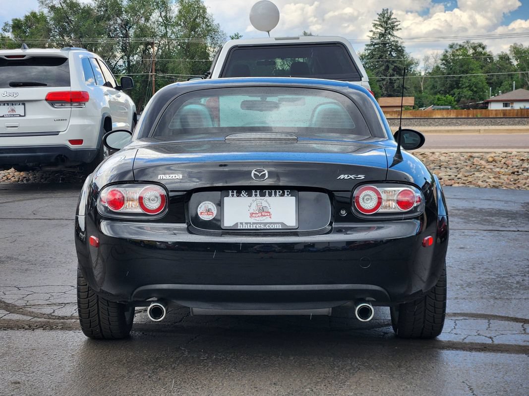 Used 2008 MAZDA MX-5 Miata Grand Touring w/ Premium Pkg RWD image 10
