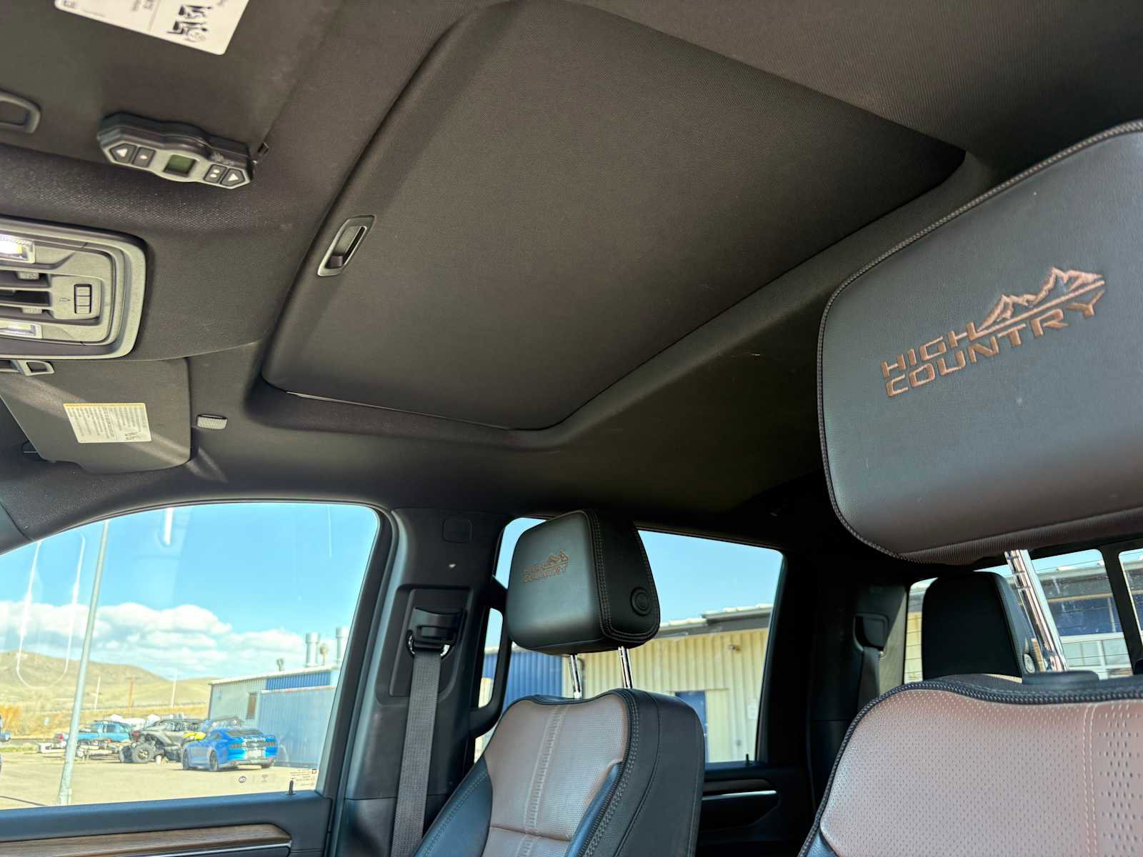 Used 2024 Chevrolet Silverado 3500 High Country w/ Technology Package AWD/4WD image 23