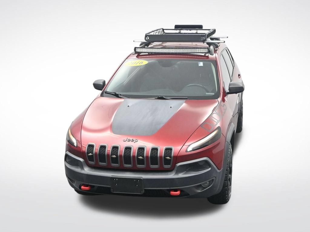 Used 2016 Jeep Cherokee Trailhawk w/ Comfort/Convenience Group AWD/4WD image 24