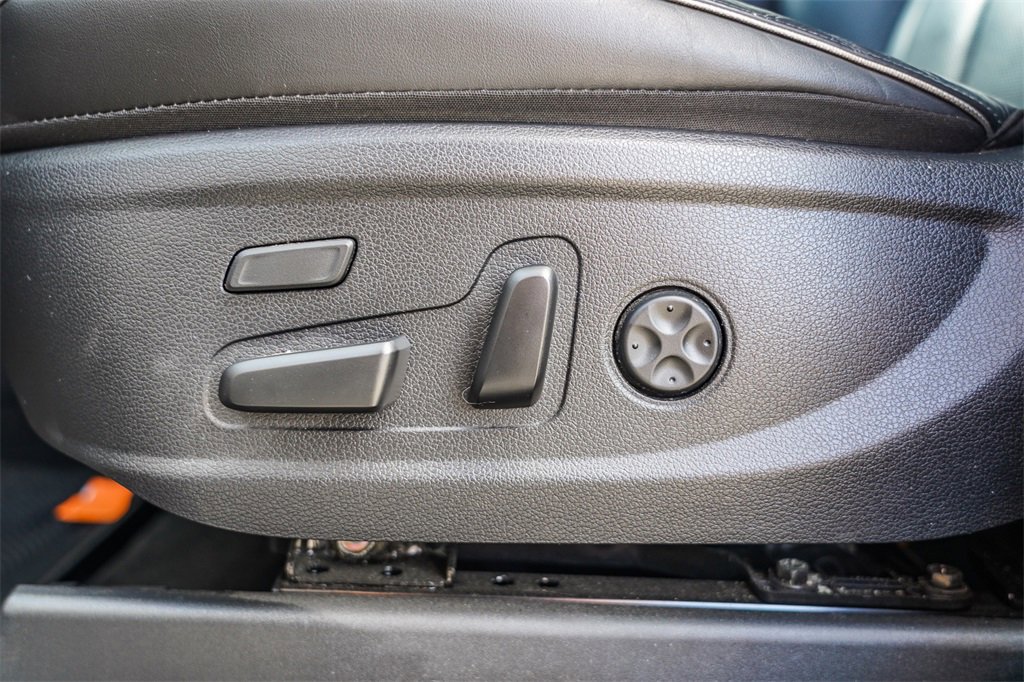 Used 2022 Hyundai Palisade Limited w/ Cargo Package image 22