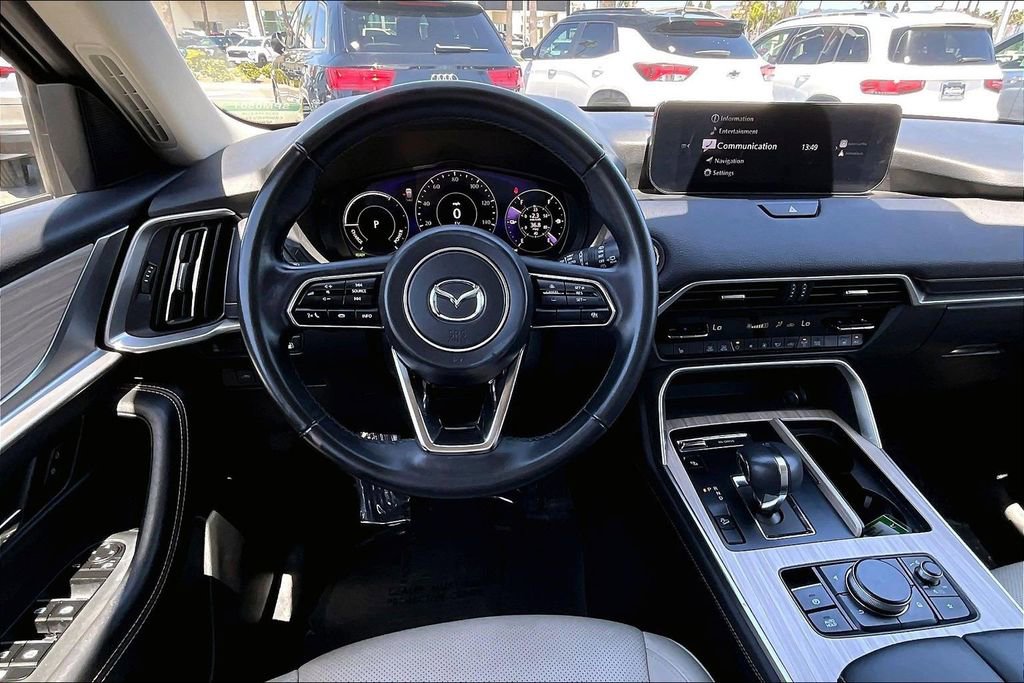 Certified 2024 MAZDA CX-90 Plug-In Hybrid w/ Preferred AWD/4WD image 7