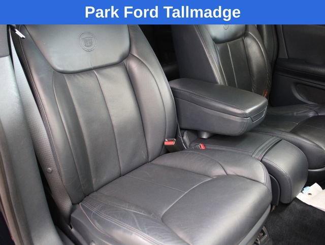 Used 2007 Cadillac DTS Luxury I w/ Sun And Sound Package FWD image 21