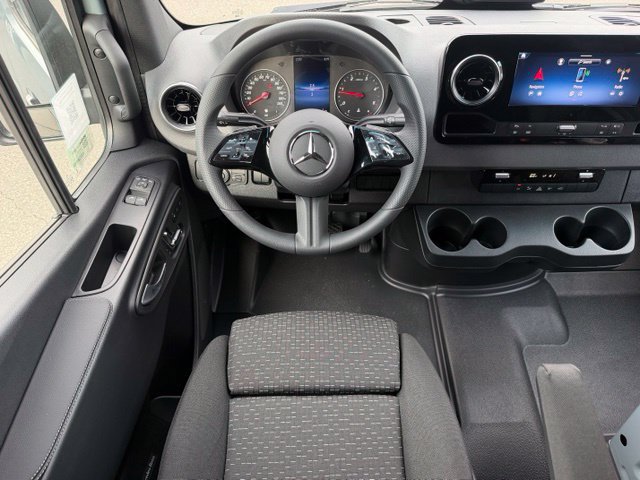 New 2026 Mercedes-Benz Sprinter 2500 image 15