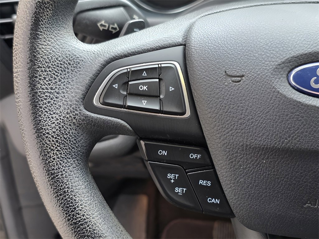 Used 2017 Ford Escape SE image 25