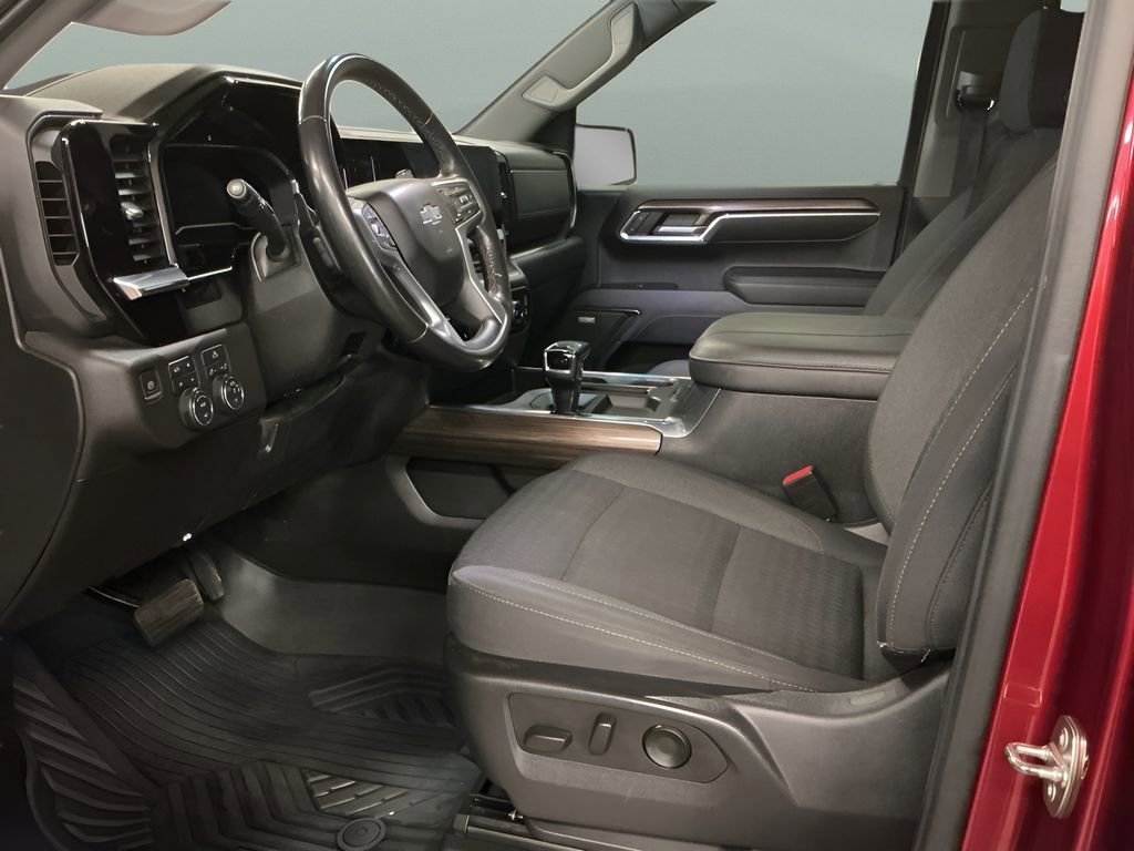 Used 2023 Chevrolet Silverado 1500 RST image 12
