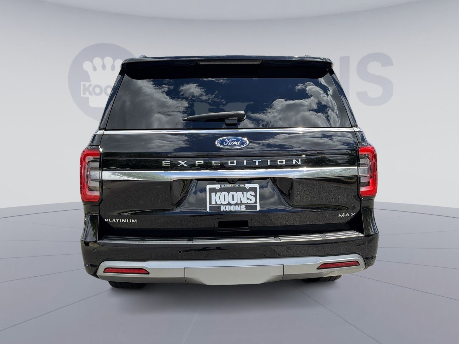 Used 2024 Ford Expedition Max Platinum AWD/4WD image 5