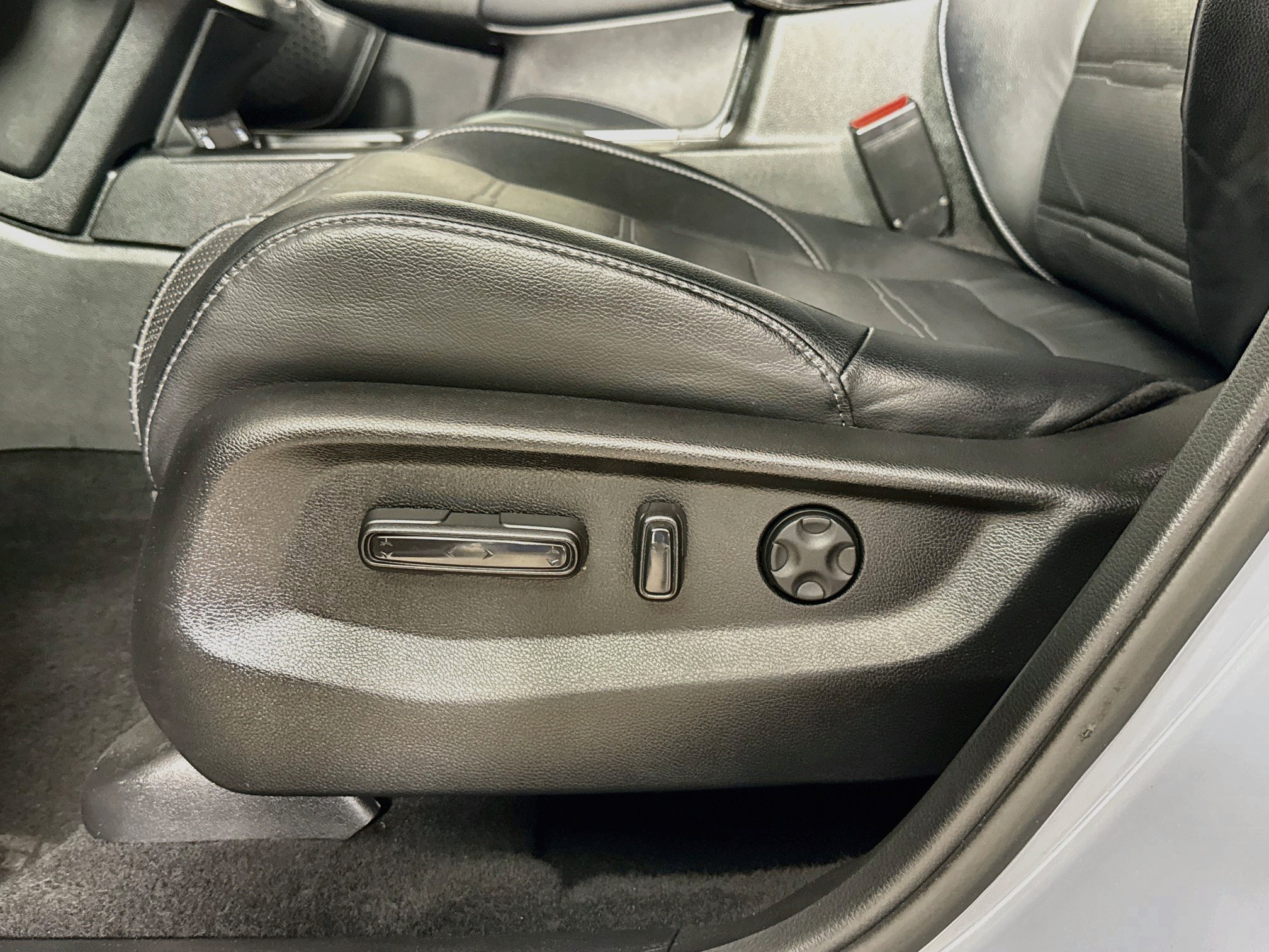 Used 2021 Honda CR-V EX-L image 22