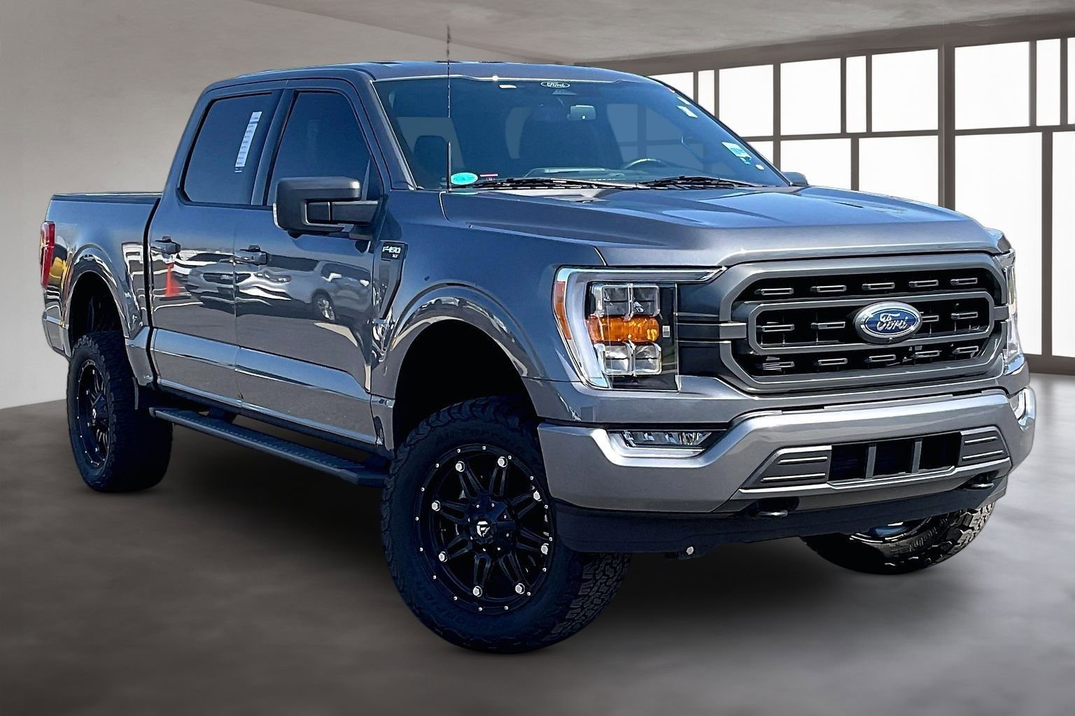 Used 2022 Ford F150 XLT w/ Equipment Group 302A High image 1