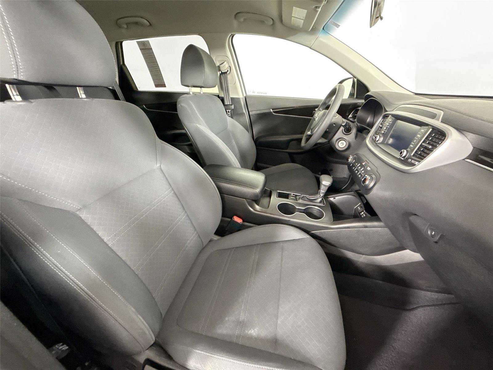 Used 2019 Kia Sorento L image 45
