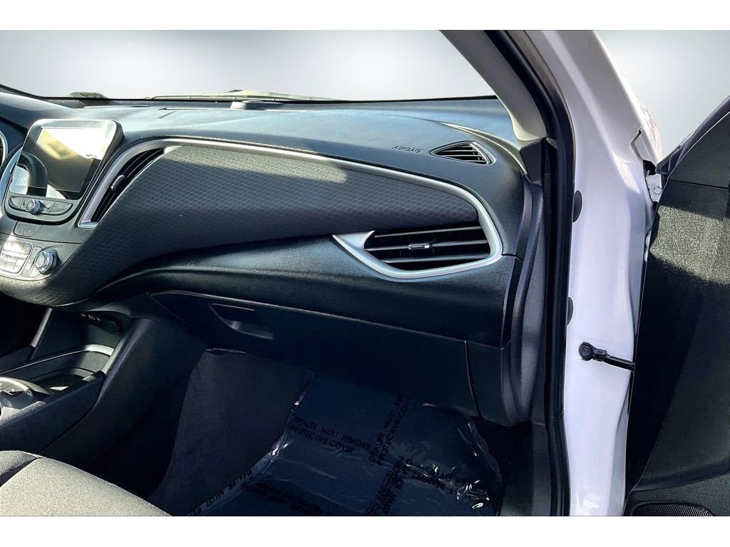 Used 2024 Chevrolet Malibu LT w/ Sport Edition image 22