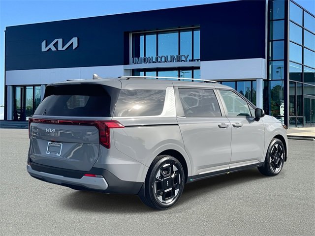 New 2026 Kia Carnival EX image 6